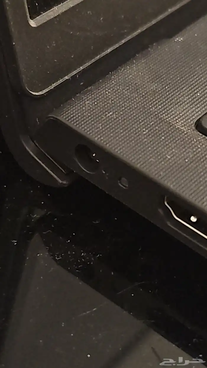 لدي شاحن لاب توب جديد واط 65 4