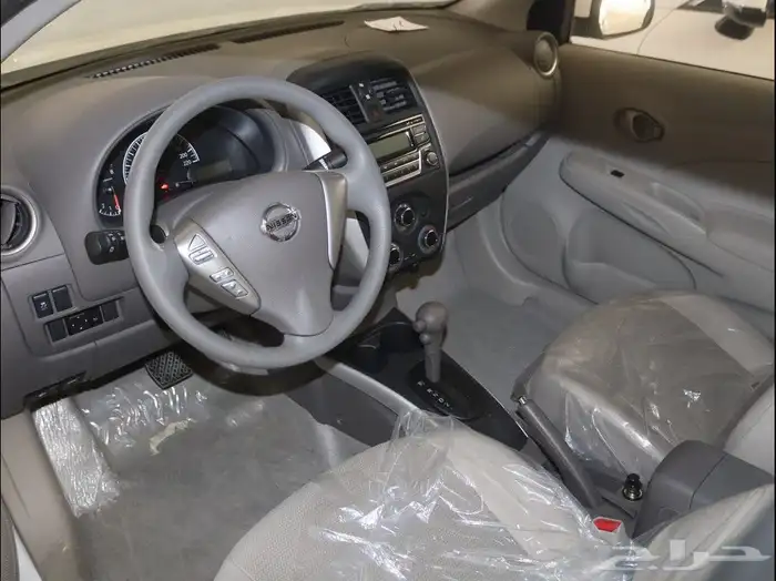 نيسان صني الشكل القديم 2025 3