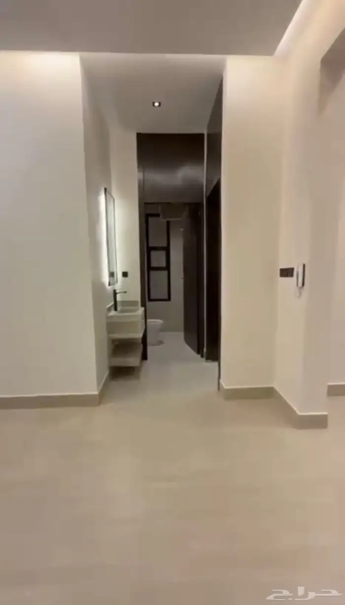 للبيع دور ارضي في حي  المرجان 3