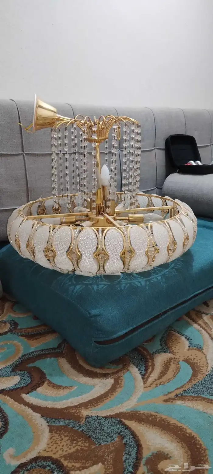 ثريه نظيفه وكامله للبيع 0