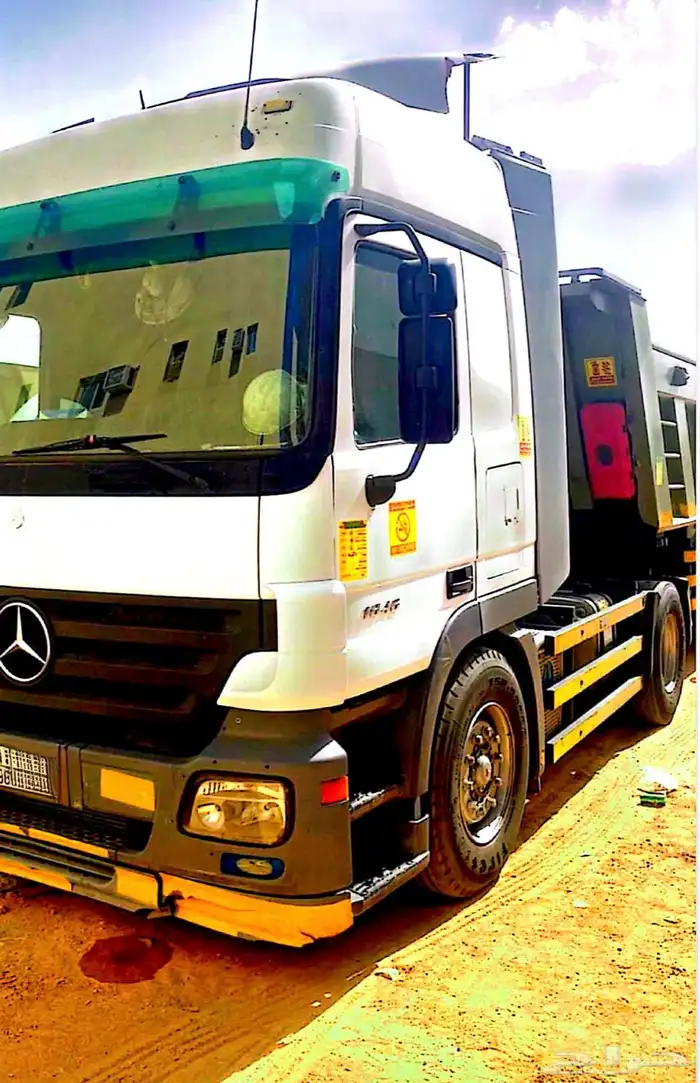 قلابات للايجار مقاس الصندوق 24 مع السائق 3