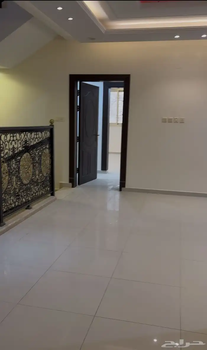 للبيع دبلكسات بحي فجر بحائل 7