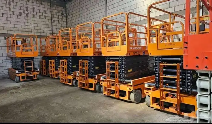 فوركلفت رافعات شوكيه كرينات ونشات للأيجار 2