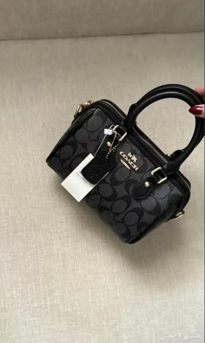 شنطة كوتش اسود رمادي 2