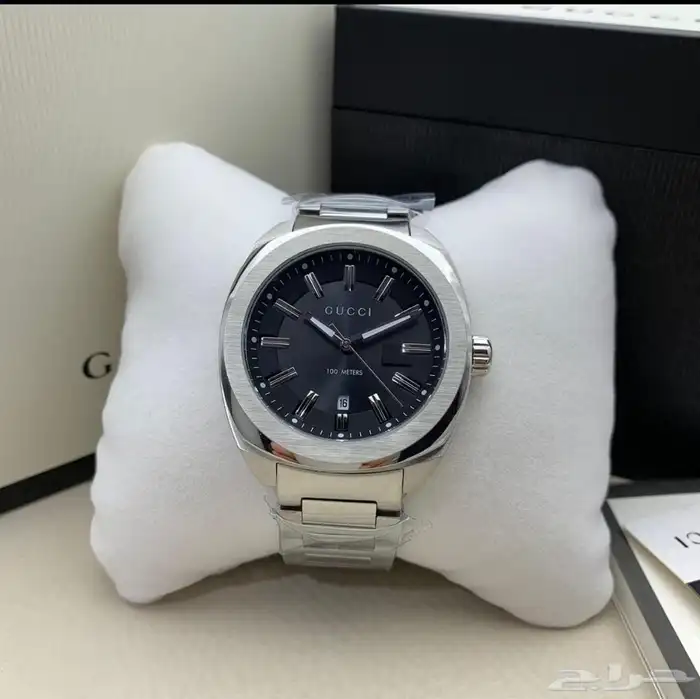 أقمشة شتوية واكسسورات رجالية ماركات عالمية فاخرة 98