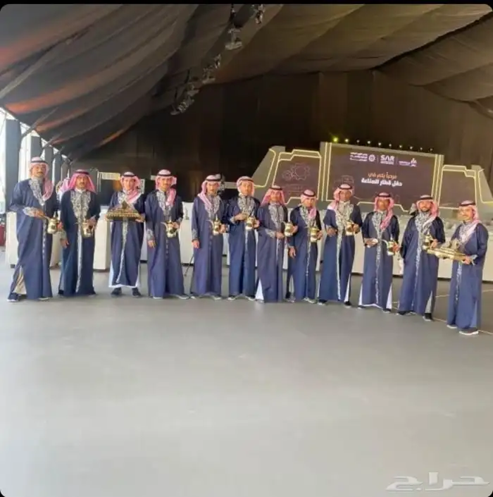 قهوجين وصبابين رجال ونساء. في شرقيه 2