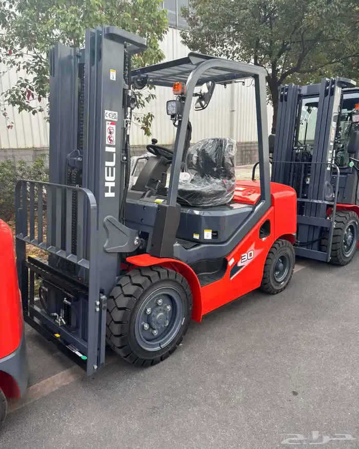 رافعه شوكيه سكين فوركليفت للايجار في جده 0