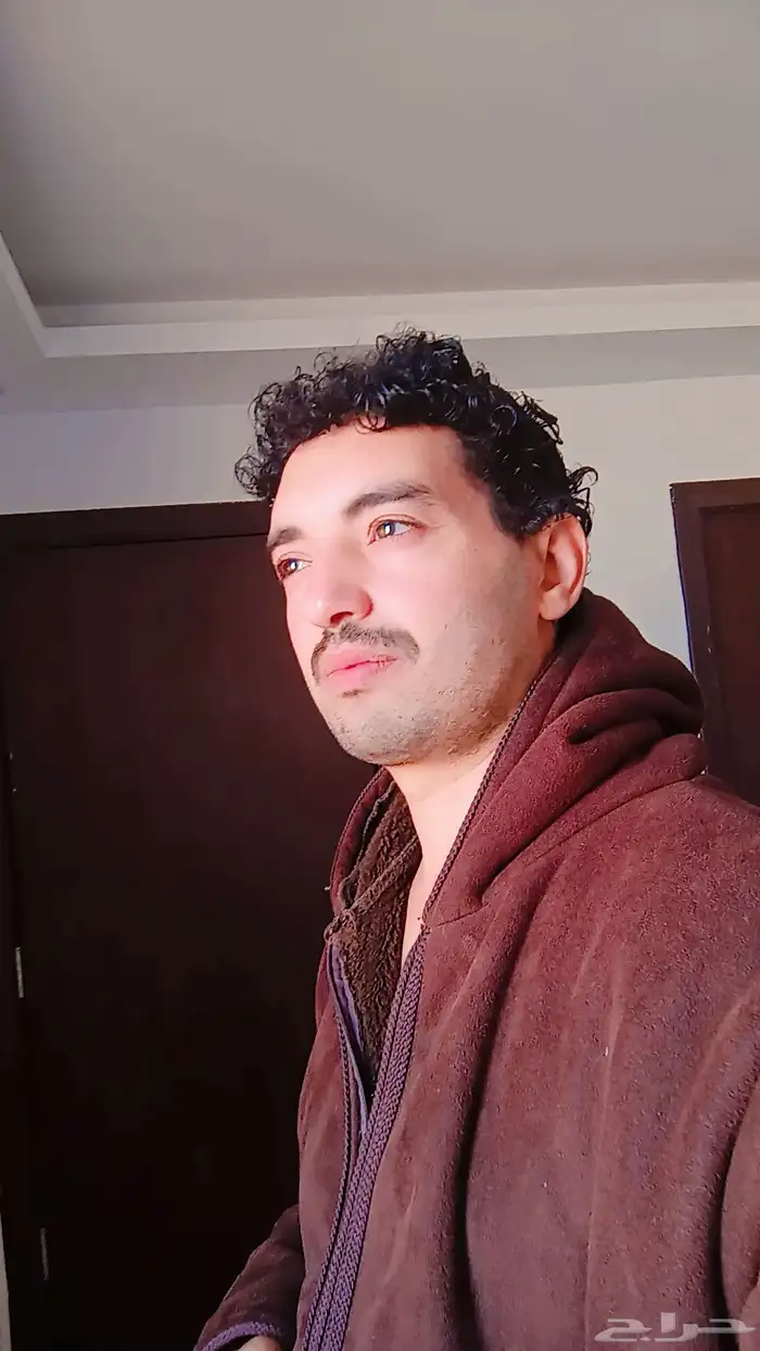 ابحث عن شغل حراسه مخيمات او اي شي 0