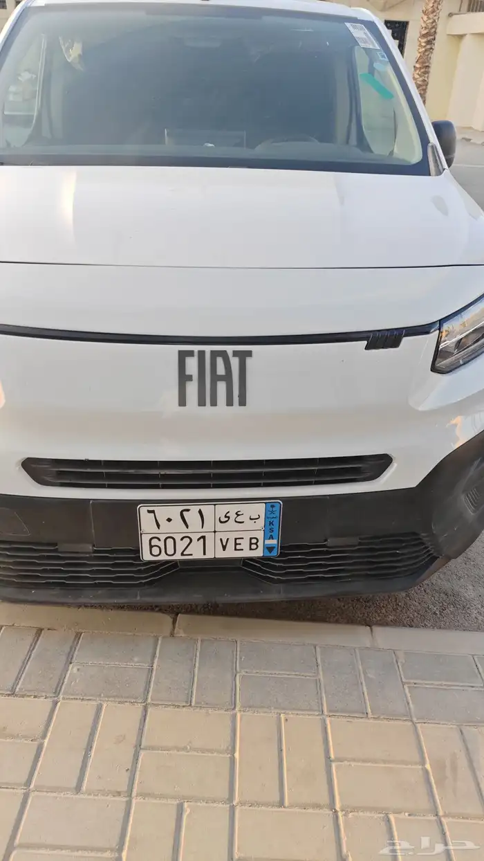 سيارت للإيجار 2