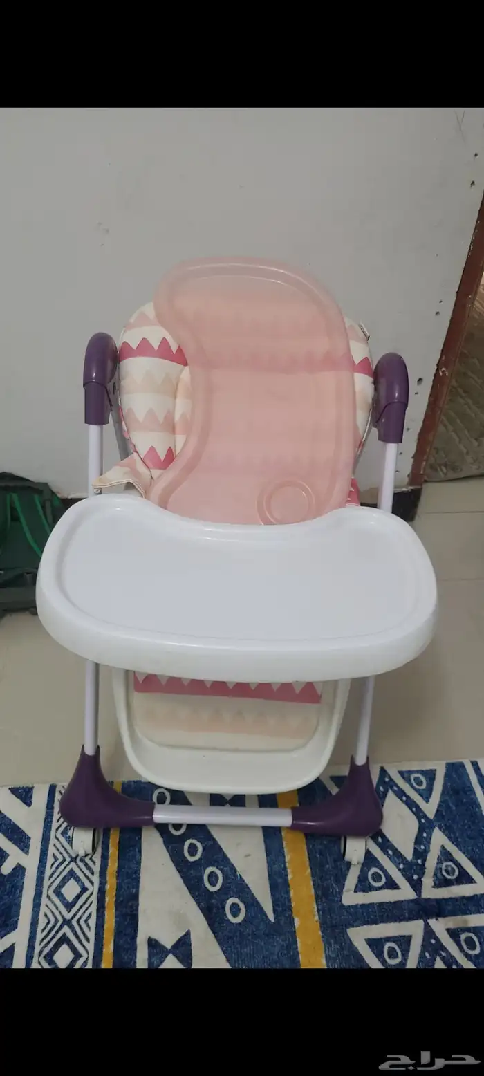 كرسي طعام اطفال بحالة ممتازة 2