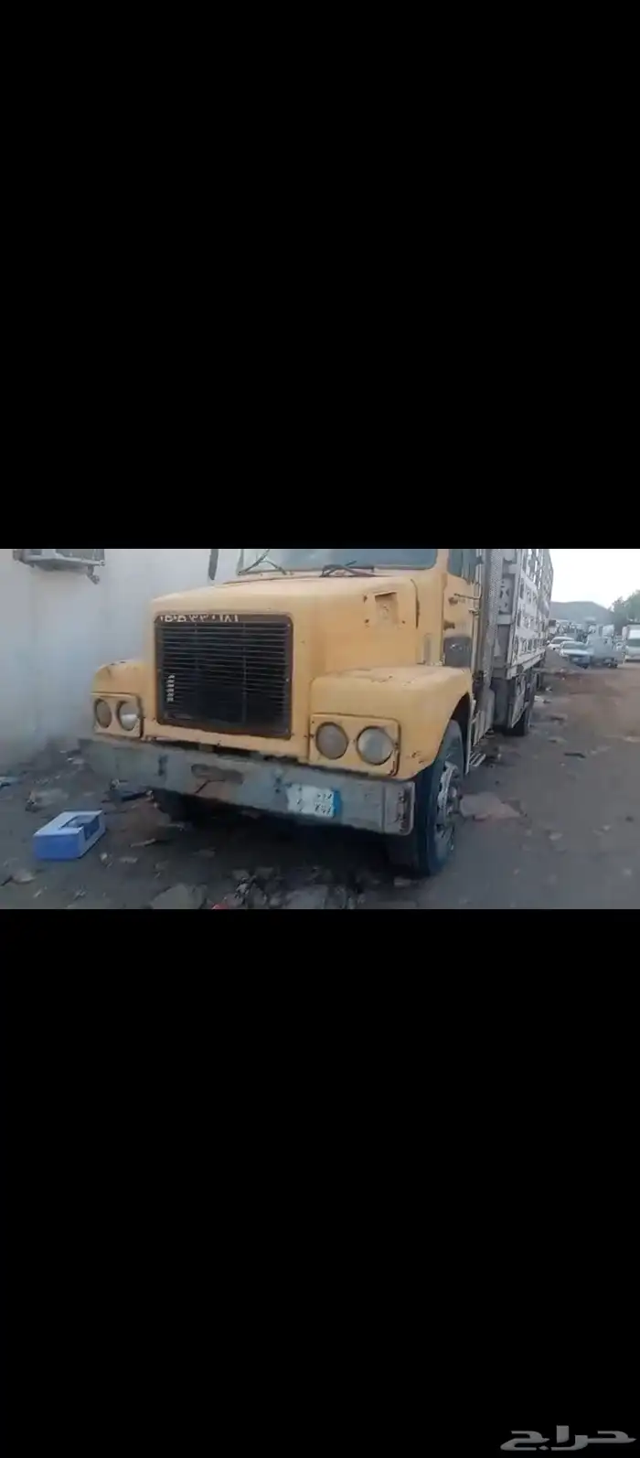 فولفو قديم للبيع لوحه . 9 مهو مفحص ولا مجدد.  966 50 149 871 0