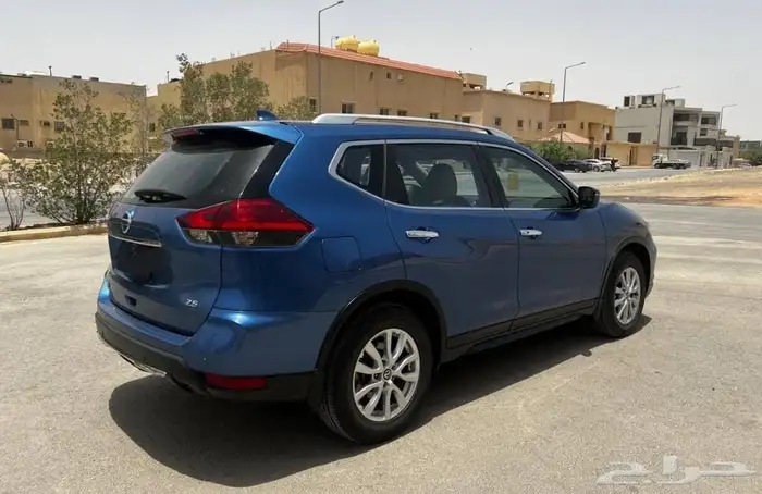 للبيع  نيسان إكس-تريل موديل 2020 - دفع رباعي (4WD) 7