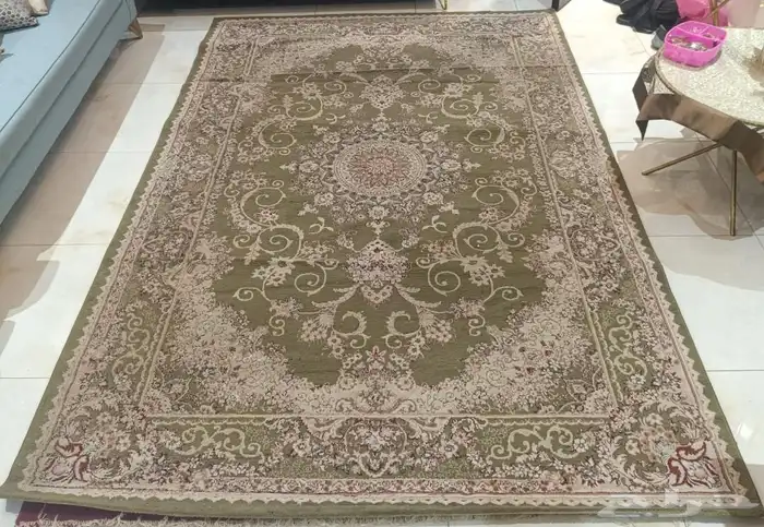 سجادة خضراء كبيرة للبيع 0