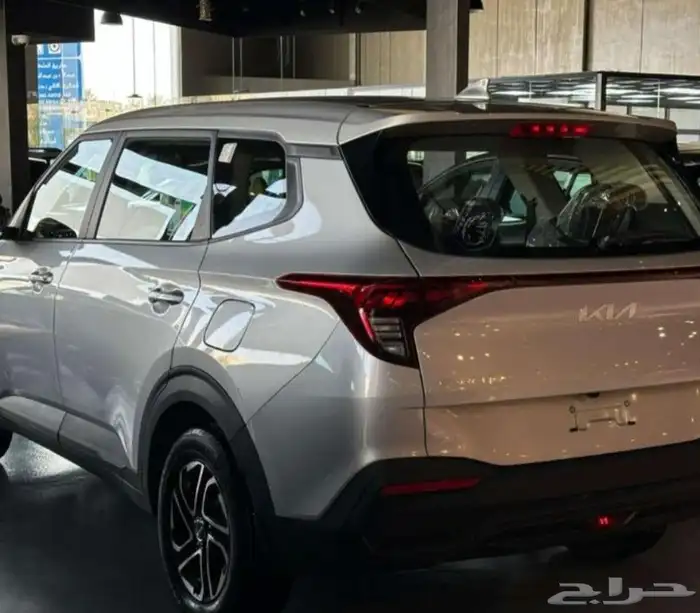 كيا كارينز ستاندر 2025 العائليه عروض خاصه وحصريه نهايه العام 3