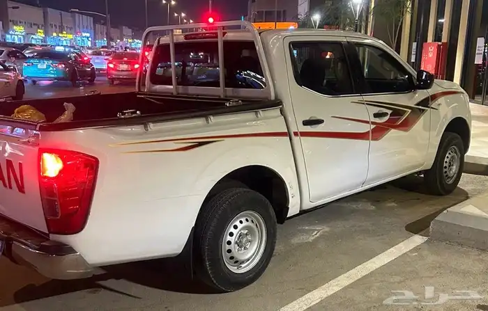 للبيع نيسان ونيت نافارا موديل 2016 4