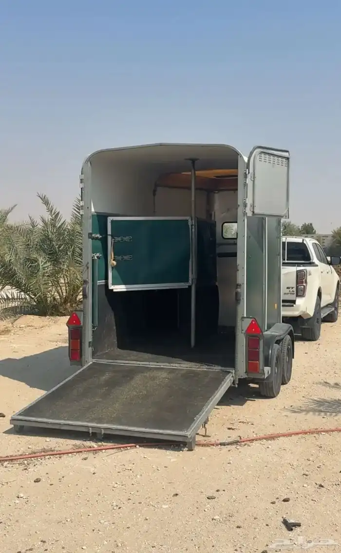 عربة نقل الخيل 1