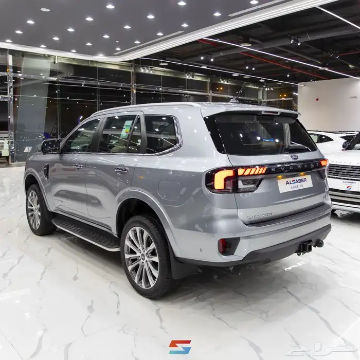 فورد ايفرست XLT 1