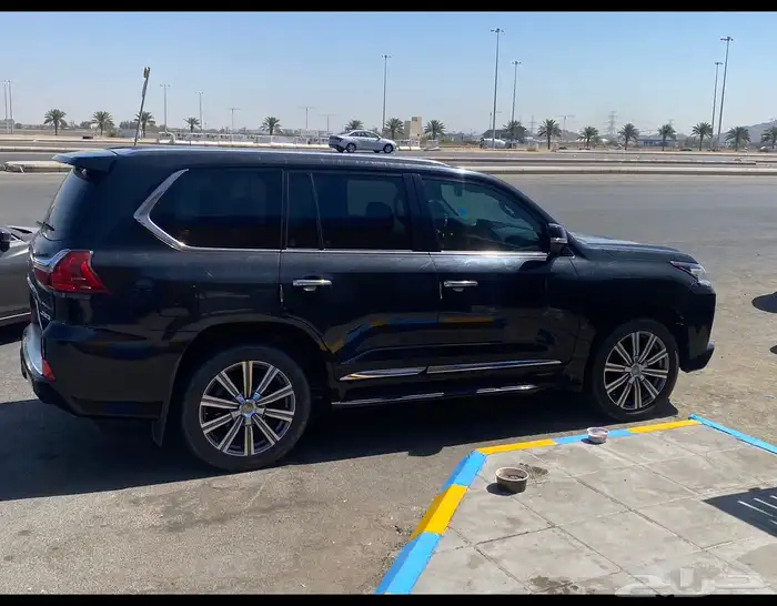 جيب لكزس 2016LX للبيع 0