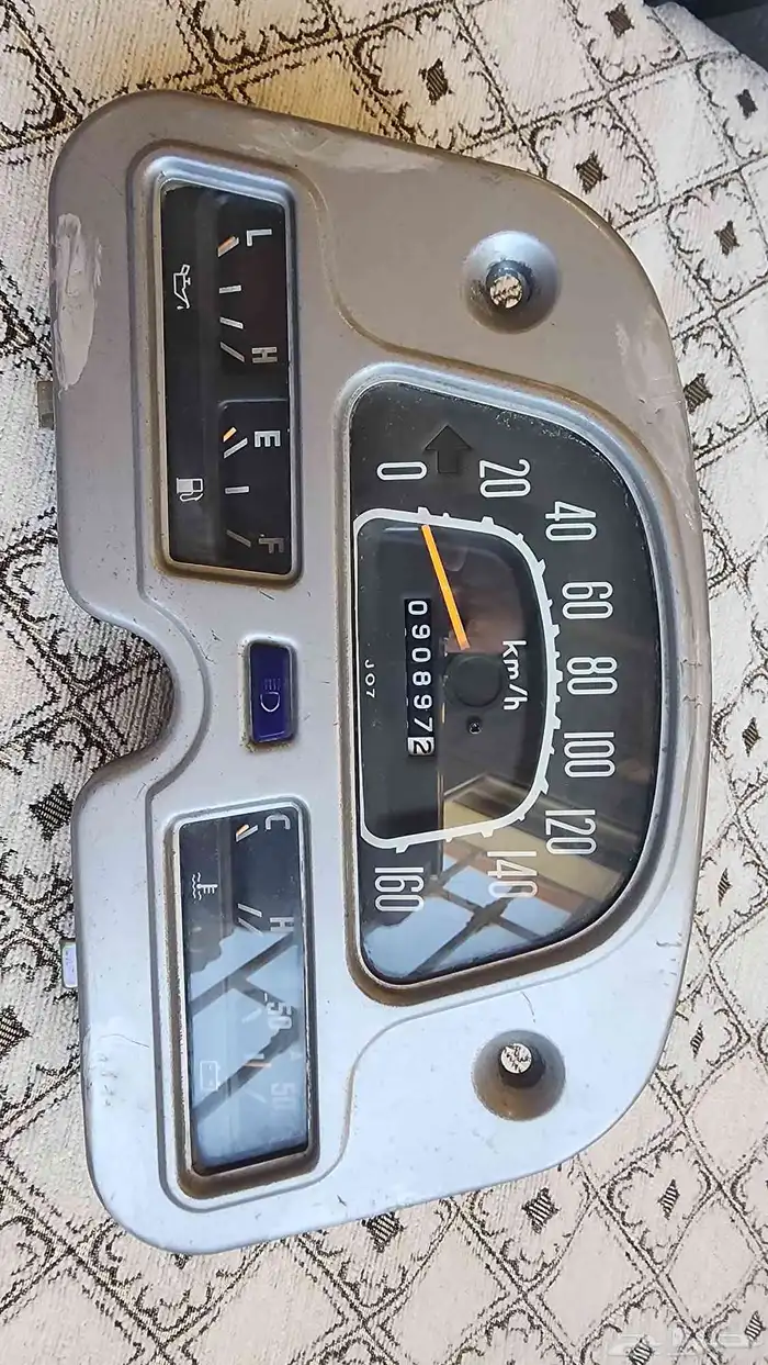 عداد جيب شاص 84 وتحت نظيف وجميع الأمبيرات شغال 0