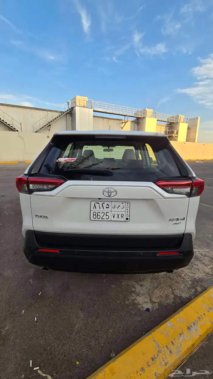 تايوتا راف فور دبل موديل 2023 نظيف جدآ بحالة الوكاله 5