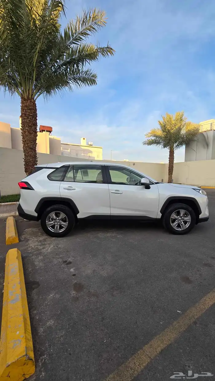 تايوتا راف فور دبل موديل 2023 نظيف جدآ بحالة الوكاله 6