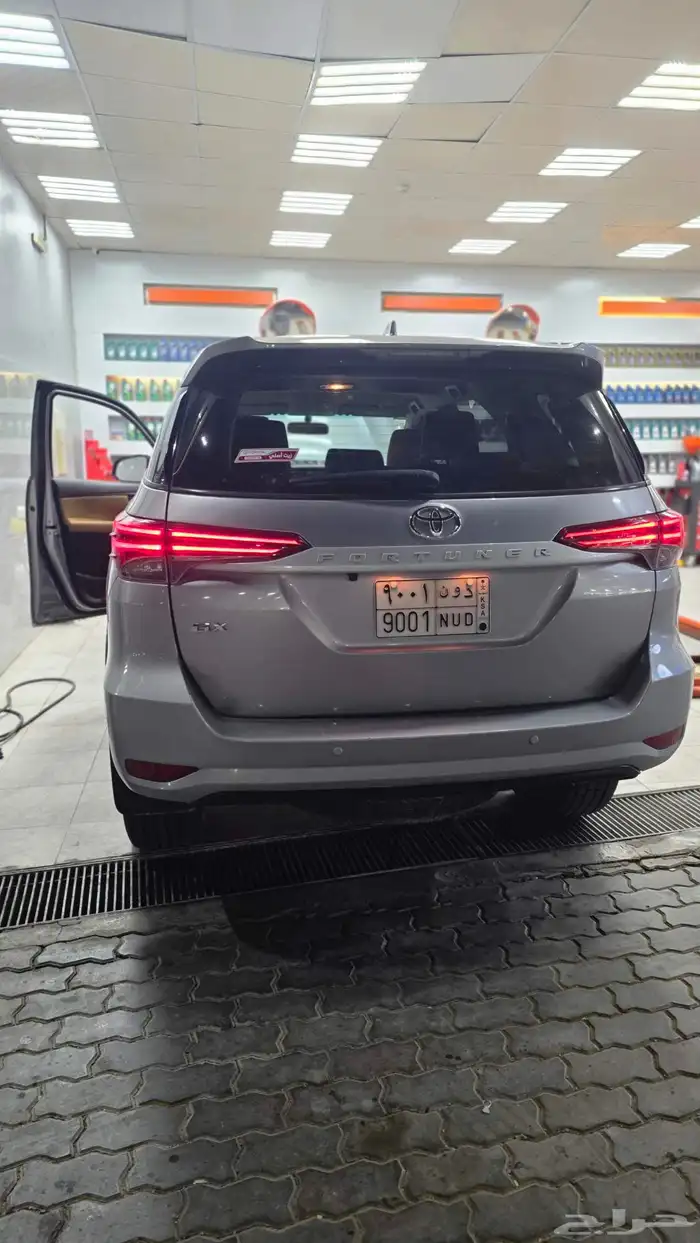 Toyota Fortuner 2021  05 model 2400 engine excellent 8