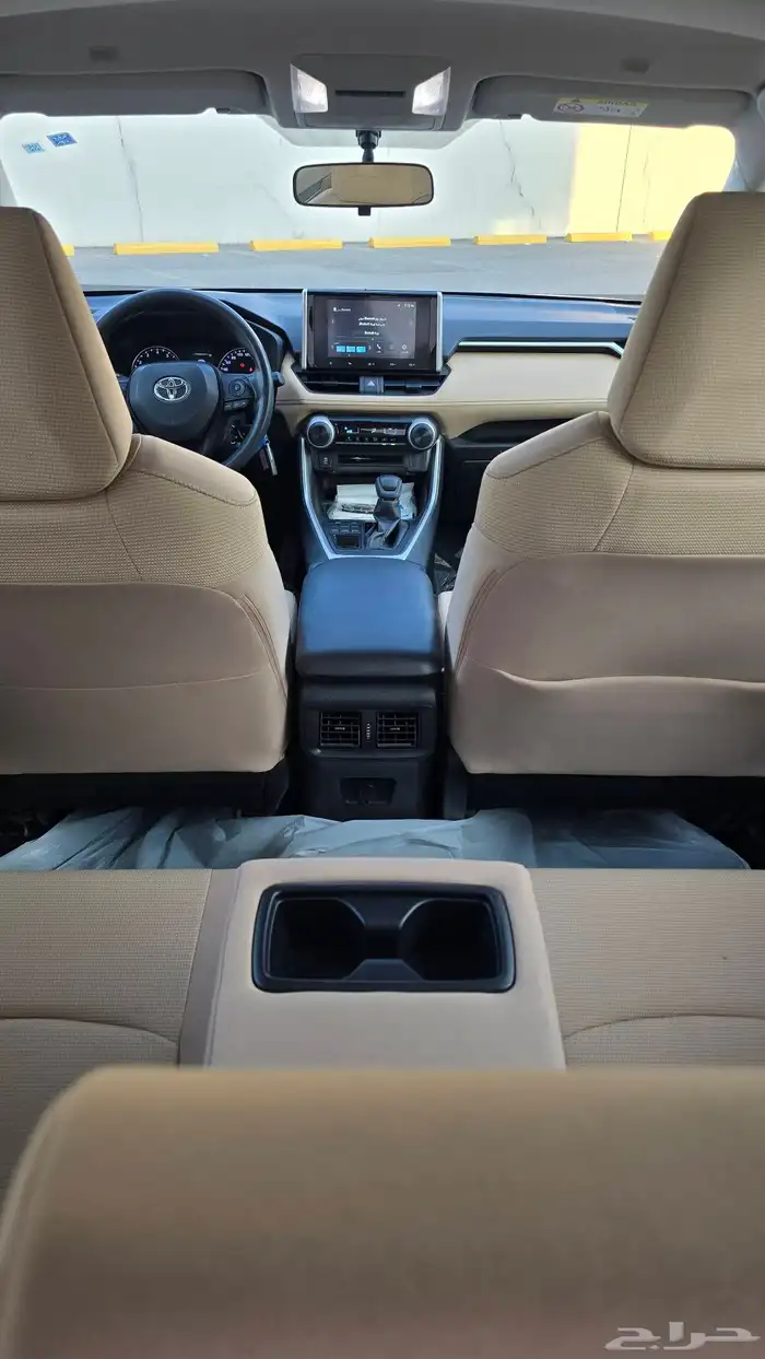 تايوتا راف فور دبل موديل 2023 نظيف جدآ بحالة الوكاله 16