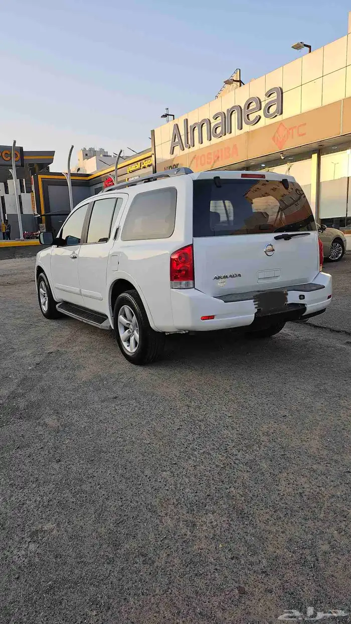 للبيع نيسان ارمادا 2011 نضيف 2