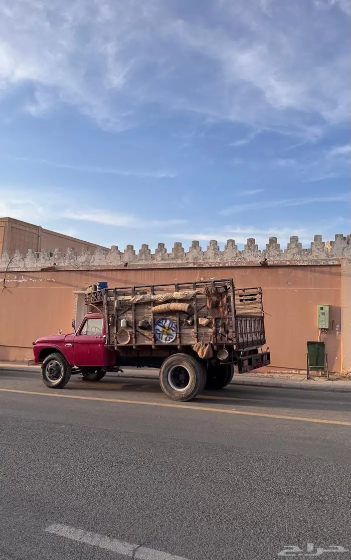 للبيع فورد لوري موديل 1966 شغال 6