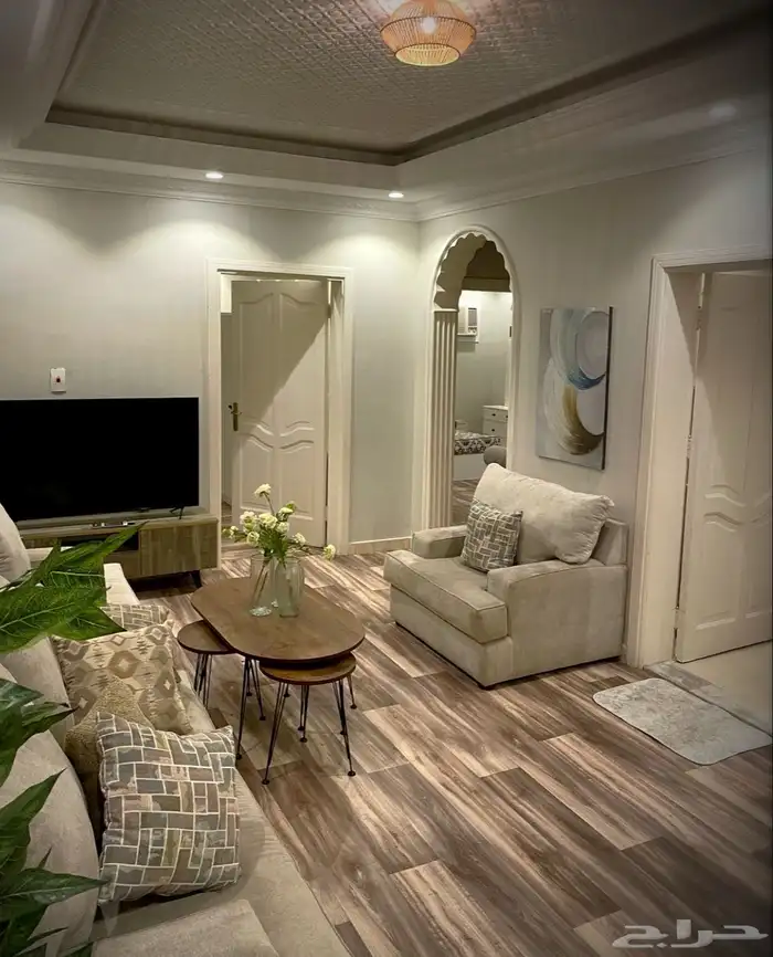 شقة فاخرة مفروشة بحي الروضة 0