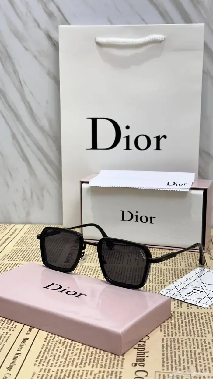 جديدنا للنظارات الشمسية الرجالية والنسائية الماركة 44