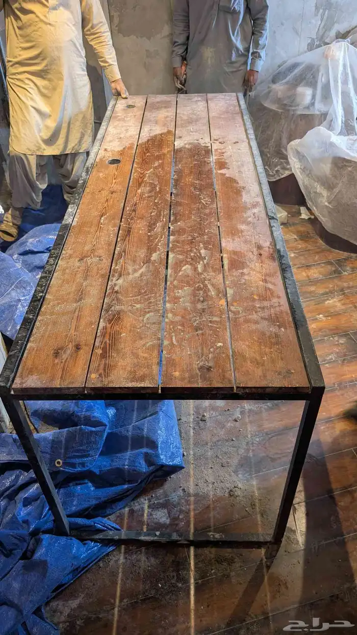 طاولة مكتب للبيع 0