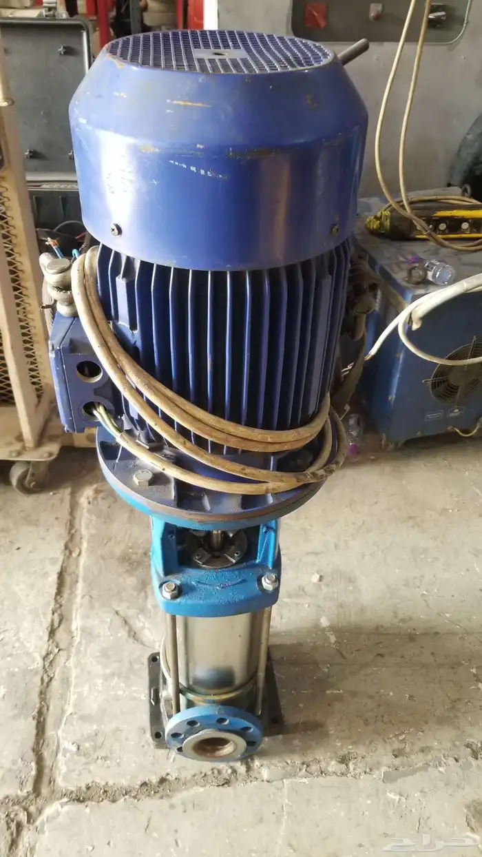 للبيع مضخه مياه عموديه قوه 7.5 حصان صناعه هولنديه 1