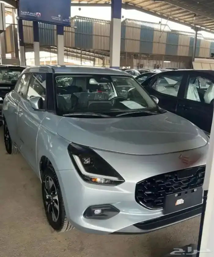 سوزوكي سويفت GLX 2025 2