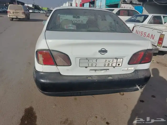 نيسان بريميرا موديل 2001 لون ابيض فحص دوري ساري بدون اللوحه 5
