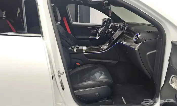 AMG GLC43 4MATIC Coupe 2025 12