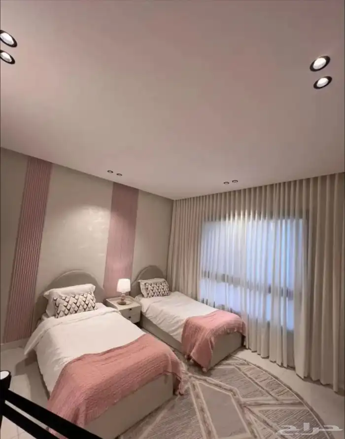 شقة للايجار مؤثثة بالكامل بجده بحي المنار 3