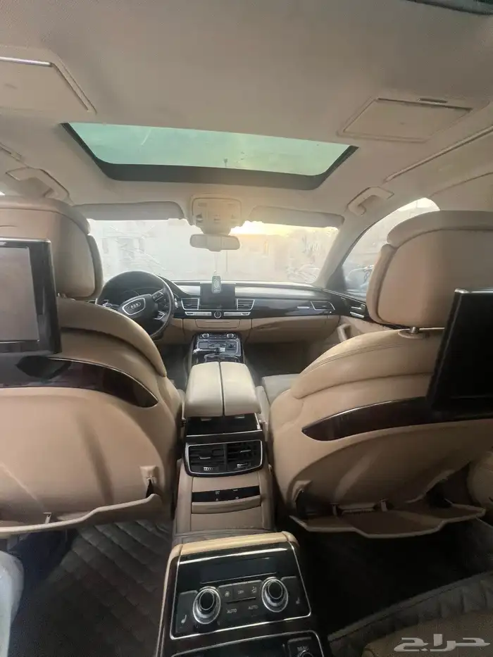 اودي A8 2015 لارج 1