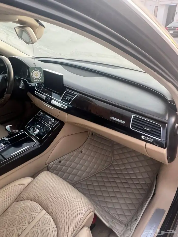 اودي A8 2015 لارج 16