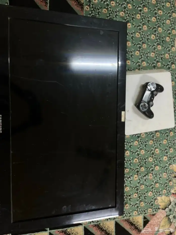 سوني وشاشه مافي اي خراب بس الخراب الوحيد هو مدخل شريط السون 0