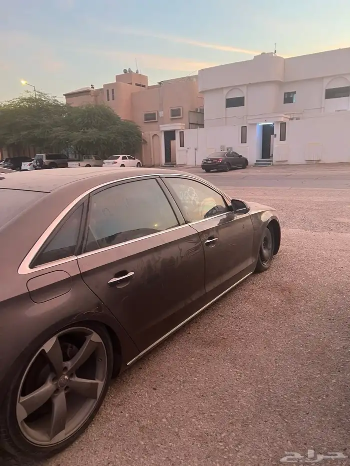 اودي A8 2015 لارج 37