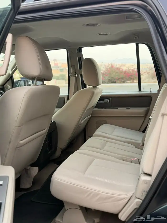 فورد اكسبديشن 2013 8