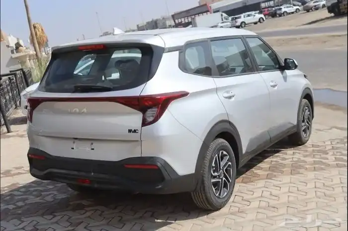 كيا كارينز نص فل 2025 5