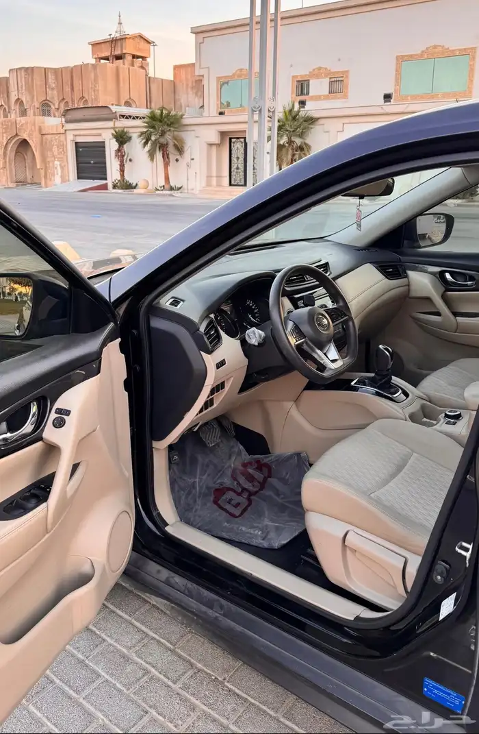 اكس تريل موديل 2021 8