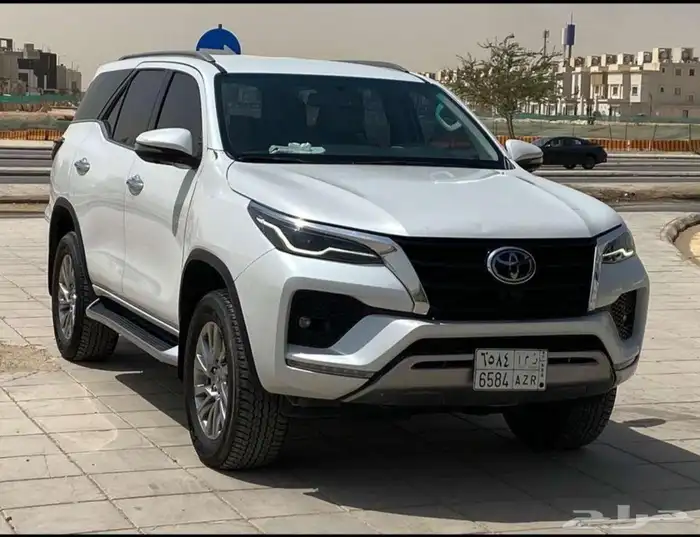 فورتشنر 2023 فل 8