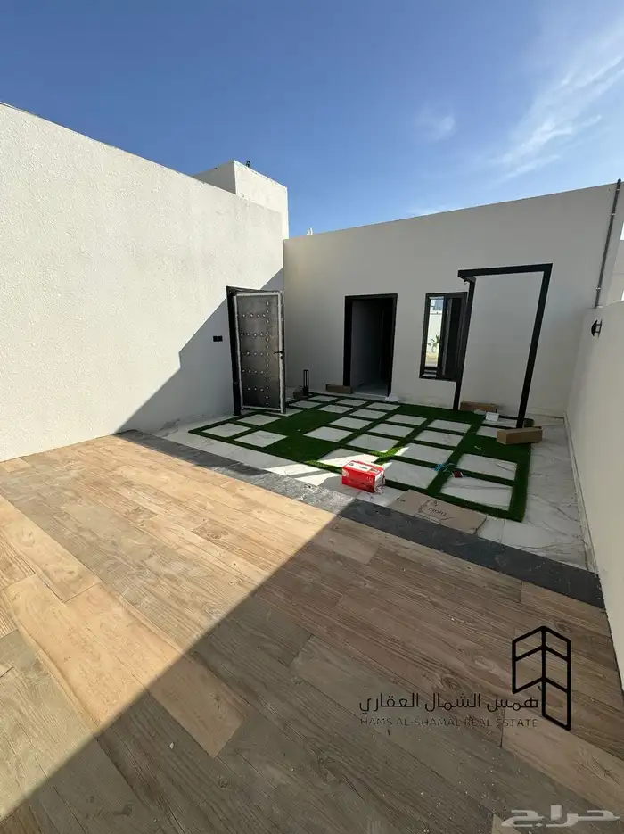 للبيع فيلا روف علوي حي الصفا 11