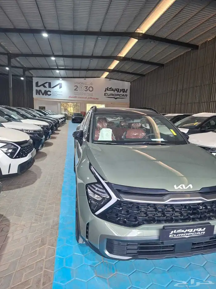 كيا سبورتاج فل كامل زيتي داخلي احمر 2025 1