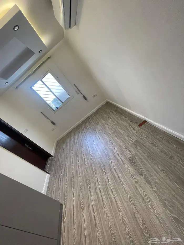 باركيه عادي باركيه Spc نعلات فايبر نعلات فيبر نعله باركبه 18