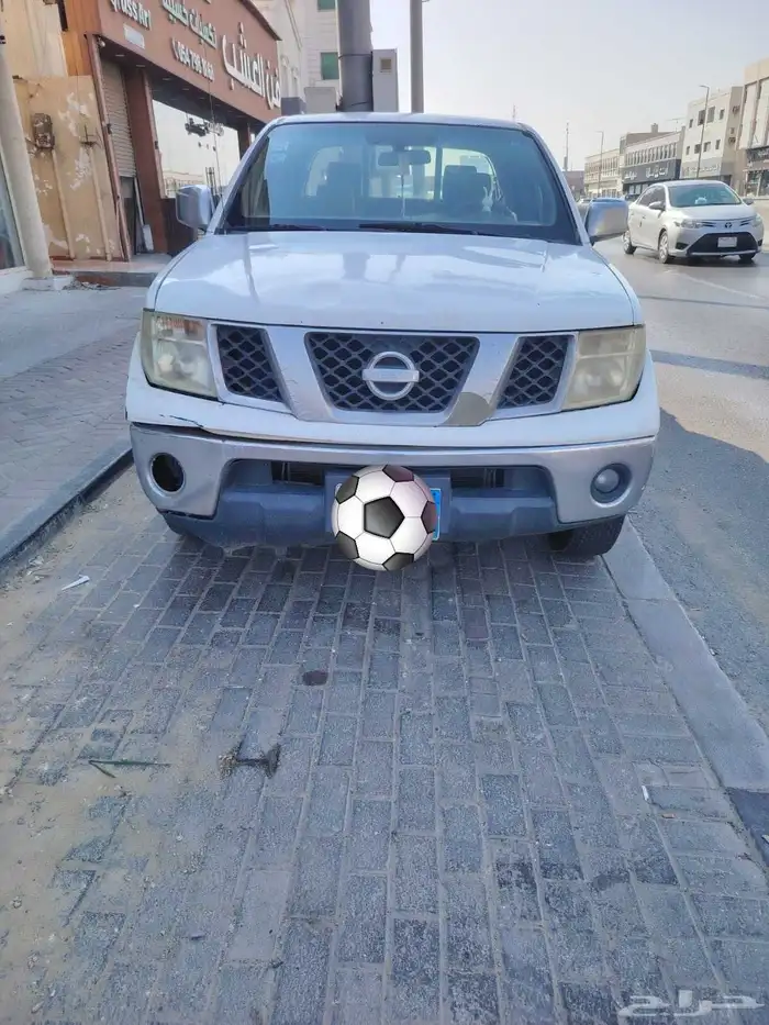 سياره نيسان نافارا غمارتين للبيع استماره وفحص جديد 2010 1