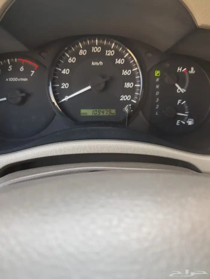 تويوتا انوفا 2015 أبيض ماشيه 110 الف مالك أول 6